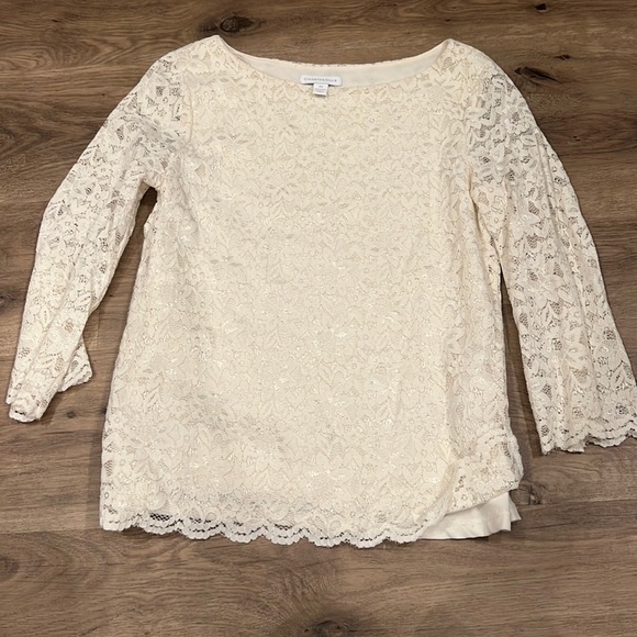 Creamy white lace blouse - Picture 1 of 4
